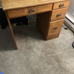 Desk & Dresser/Child’s Bedroom set