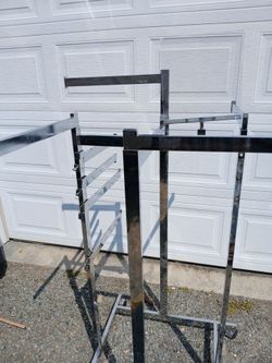Commercial clothing display rack