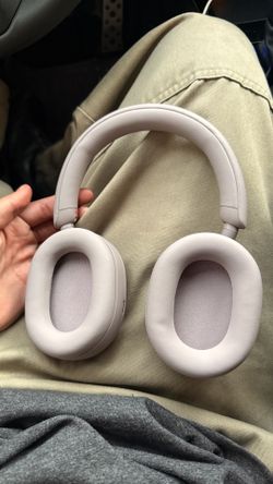 Sony WH-1000XM5