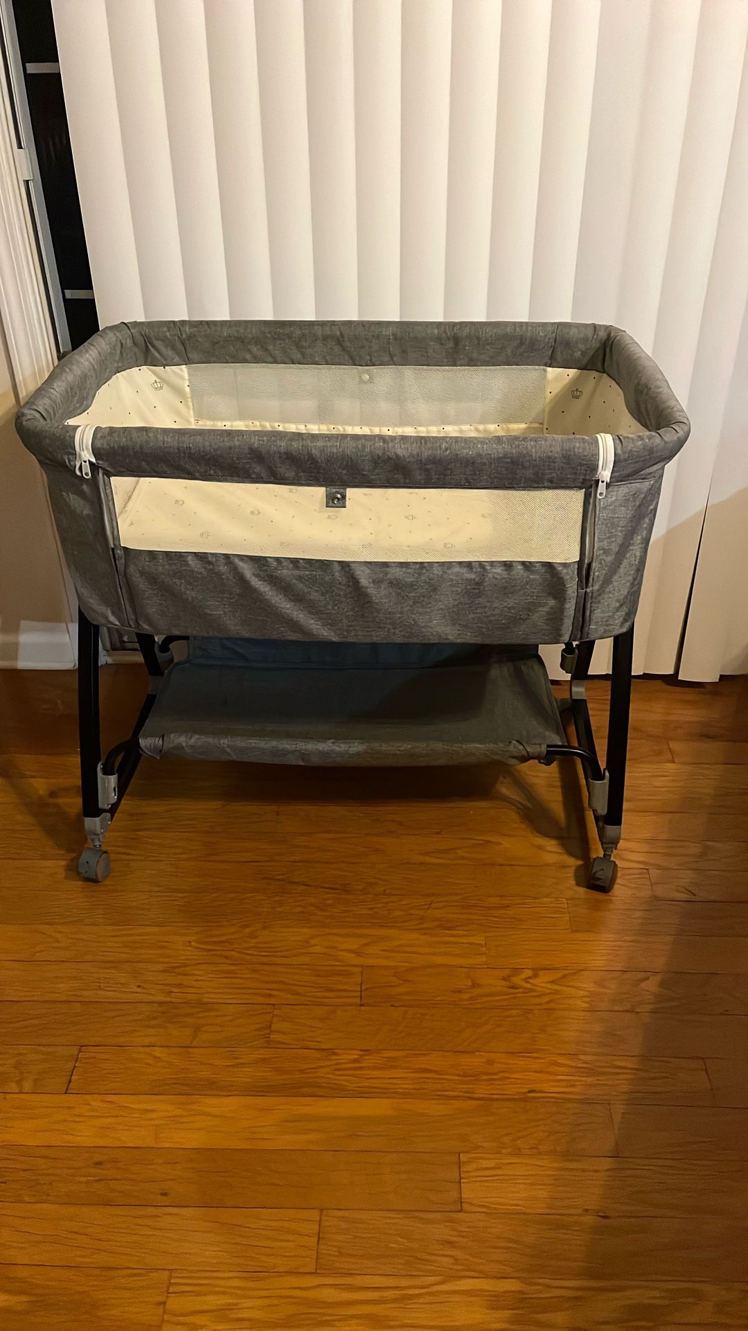 Baby Grey Bassinet