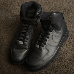 Air Force 1s Black 