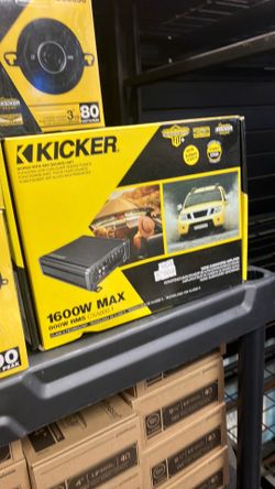 Kicker  cxa-1800 on sale for 279.99