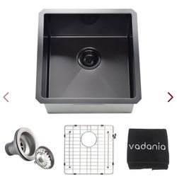 Vadani 18 Inch Kitchen Bar Sink
