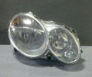 03 04 05 06 07 08 09 2003 2004 2005 2006 2007 2008 2009 MERCEDES CLK CLK320 RIGHT PASSENGER HEADLIGHT HEAD LIGHT LAMP HEADLAMP OEM