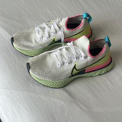 Neon Nike Shoes 7.5