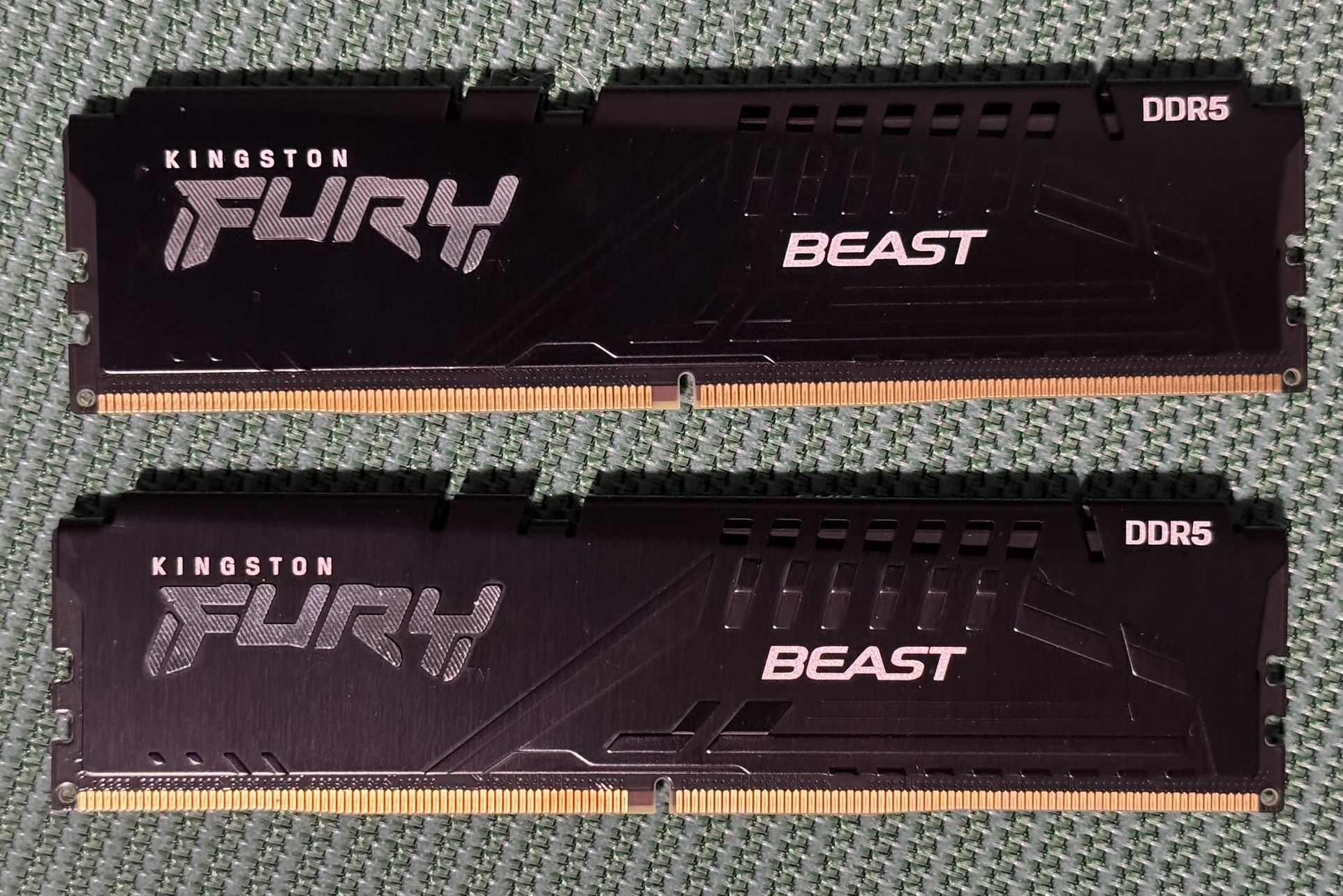 Kingston Fury Beast DDR5 Memory Ram 32gb kit (2 x 16gb) KF552C40BBK2-32