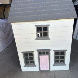 Dollhouse - Furniture Included