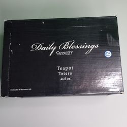 Daily Blessings Tea Pot 