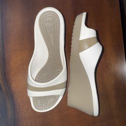Croc Wedges 