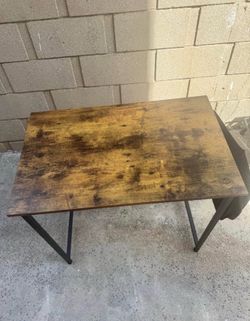 Rustic Brown Computer Desk with Storage Bag – 31.5” Wide | Good Condition