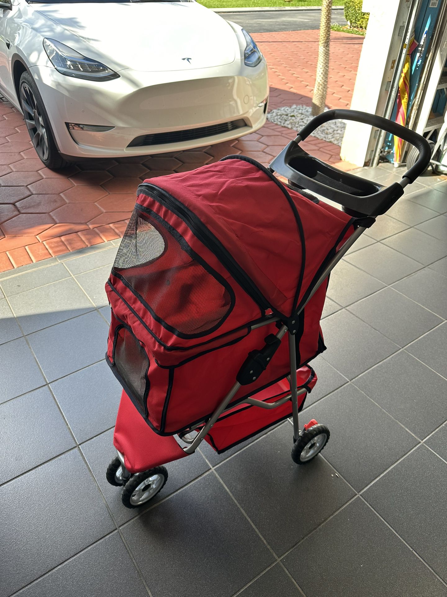 Folding Pet Stroller For Medium Dogs And Cats.
