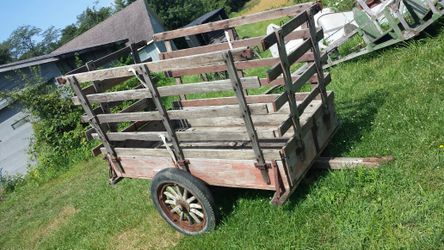 Wood wheel farm trailer