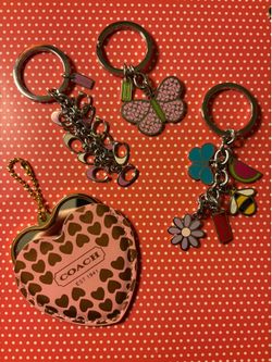 Coach keychain bundle 💗⭐️✨