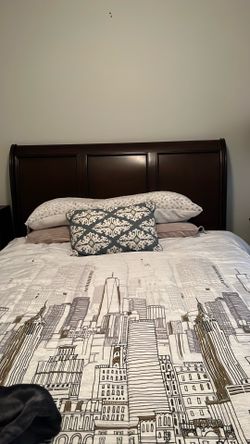 Free.  Queen headboard and footboard