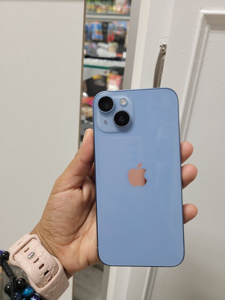 iPhone 14. 128gb Unlocked. Price Is Not Negotiable. Atlanta 30329