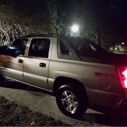 2003 Z66 Chevy avalanche