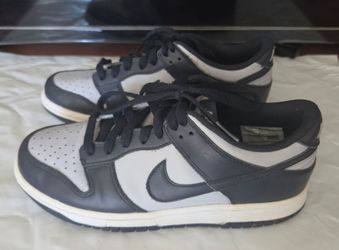 Nike Dunk Low Georgetown (GS) Size 5.5 Youth CW1590-004 Pre-owned