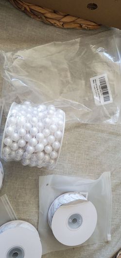 Faux pearl beads & leaf ribbon