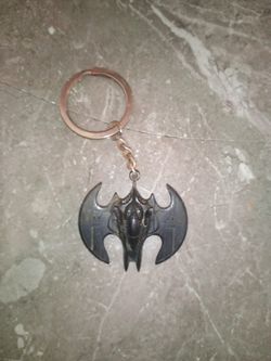 Batman: Batwing Keychain