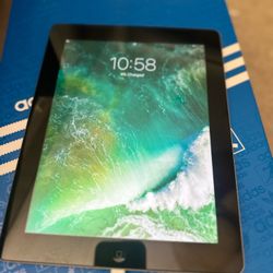 Apple iPad 4 - Black, 16 GB | Great Condition & Ready to Use