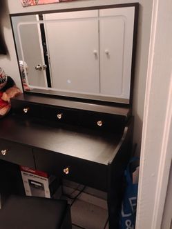 Make up Vanity