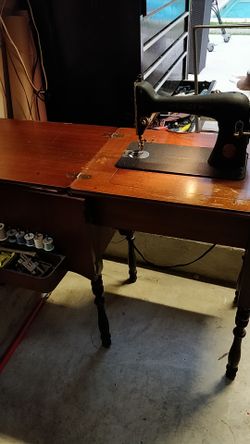 Antique Singer Sewing Machine and Cabinet