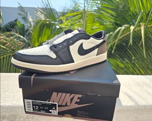 Jordan 1 mocha sz 12 new