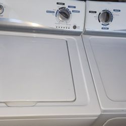 Kenmore Washer And  Gas Dryer Heavy Duty Works 