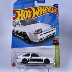 Hot Wheels Toyota AE86 Sprinter Trueno White 2022 HW Hatchbacks