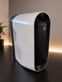 Alienware Aurora Gaming Desktop PC
