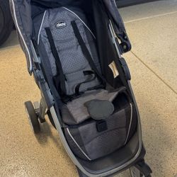 Chicco Stroller – Excellent Condition, Smooth Ride