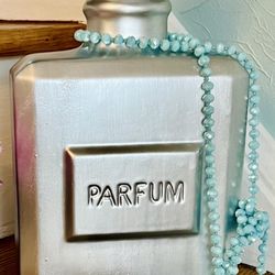 DECORATIVE CERAMIC PARFUM BOTTLE/BANK 
