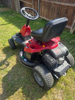 CRAFTSMAN RIDING MOWER