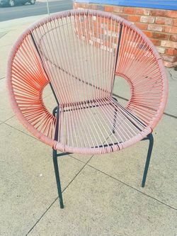 Groovy Vintage  1960's Wrought iron And Two Tone Coral PVC Comfy Patio Chair