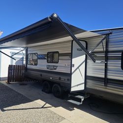 Toy Hauler Travel Trailer 