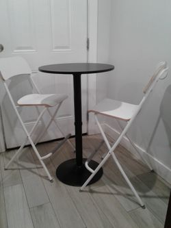 Cocktail table with two stools 24 inches height seat