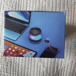 A 64 Wireless Mini Portable Speaker Color Changing   6 Color LED Lighting Theme