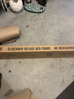 Glide Away Deluxe Bed Frame adjustable from twin to king