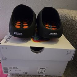 Women's Nike Mind 001