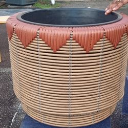 New Large Garden Planter High Quality Very Detailed
