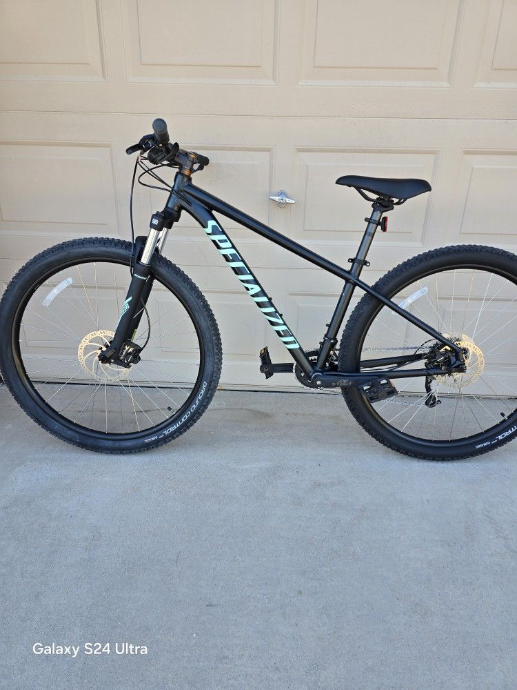 SPECIALIZED ROCKHOPPER SPORT MOUNTAIN BIKE 29ER (MEDIUM FRAME)