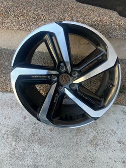 Single Honda Accord Sport rim 19” oem ( one 1 wheel only )( Solamente Un 1 Rin )