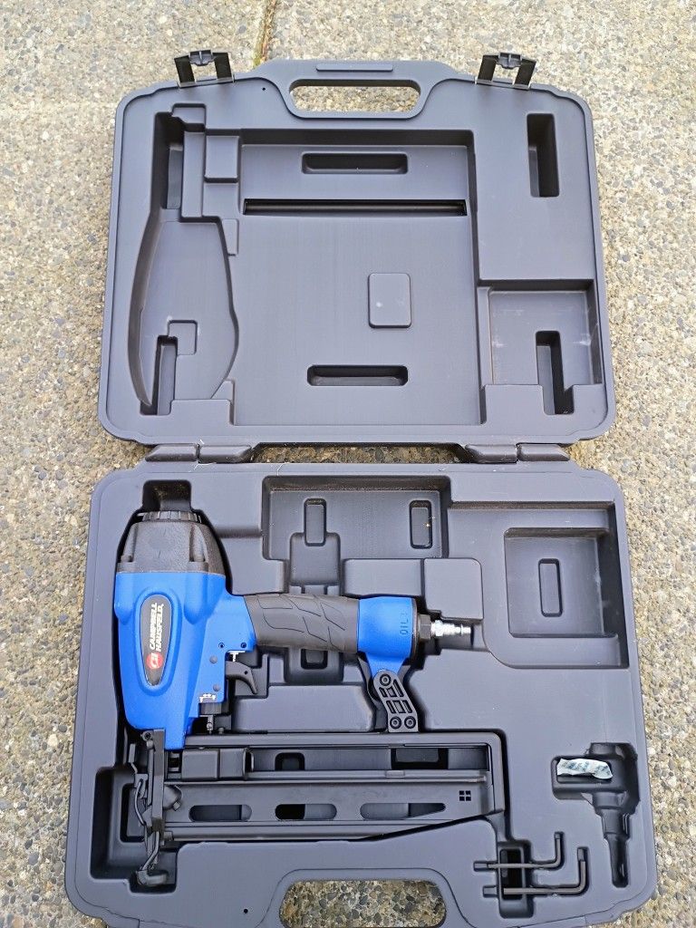 Brad nailer by Campbell Hausfeld 2 -1/2" New Never Used