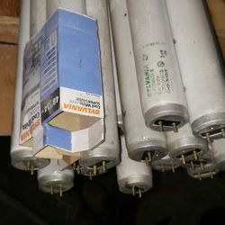 18 Pcs ,,, 48" Tubes Fluorescent Light