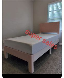 Twin size bed