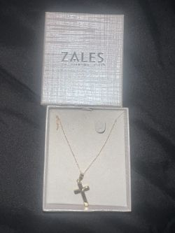 Beautiful 14kt Gold Cross And Chain Bought From Zales 