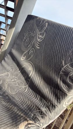 Queen/King Mattress with Decorative Cover
