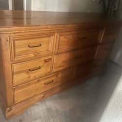 Would Dresser and mirror