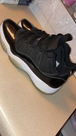 Jordan 11 space jam low size 8.5 men’s