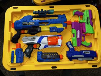 NERF GUNS 